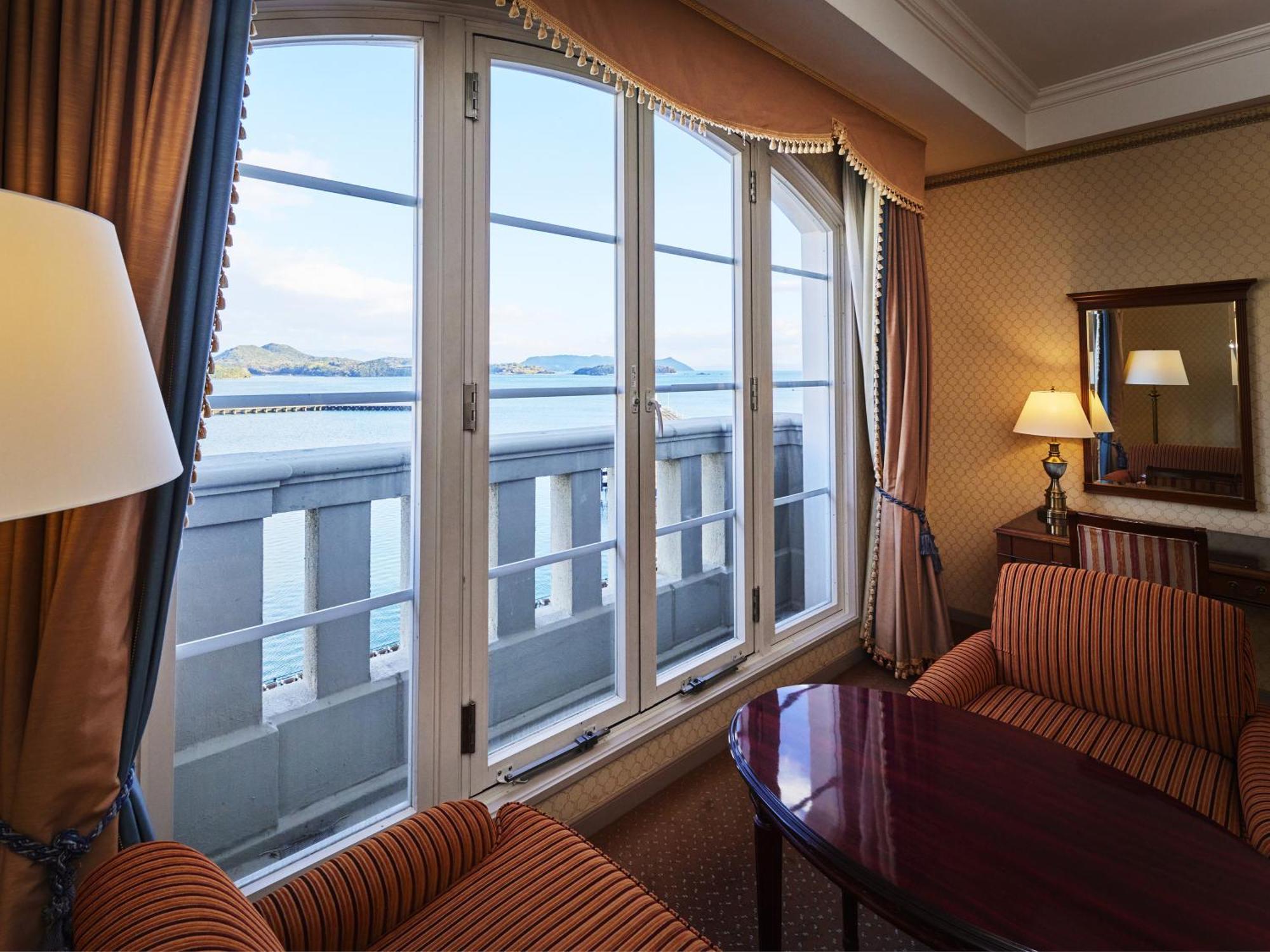 Watermark Hotel Nagasaki Huis Ten Bosch Sasebo Exterior foto A suite at the hotel