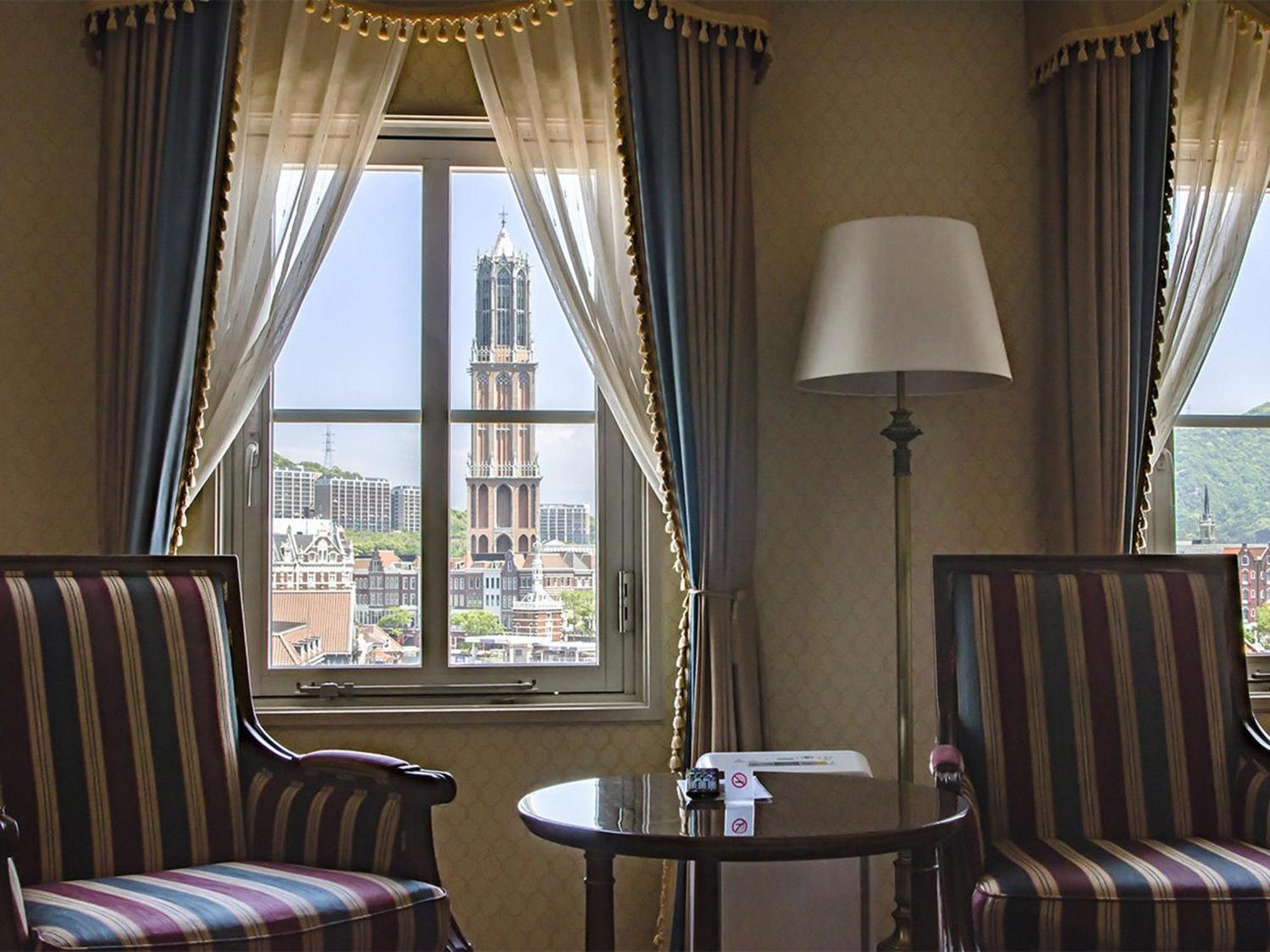 Watermark Hotel Nagasaki Huis Ten Bosch Sasebo Exterior foto A room at the hotel